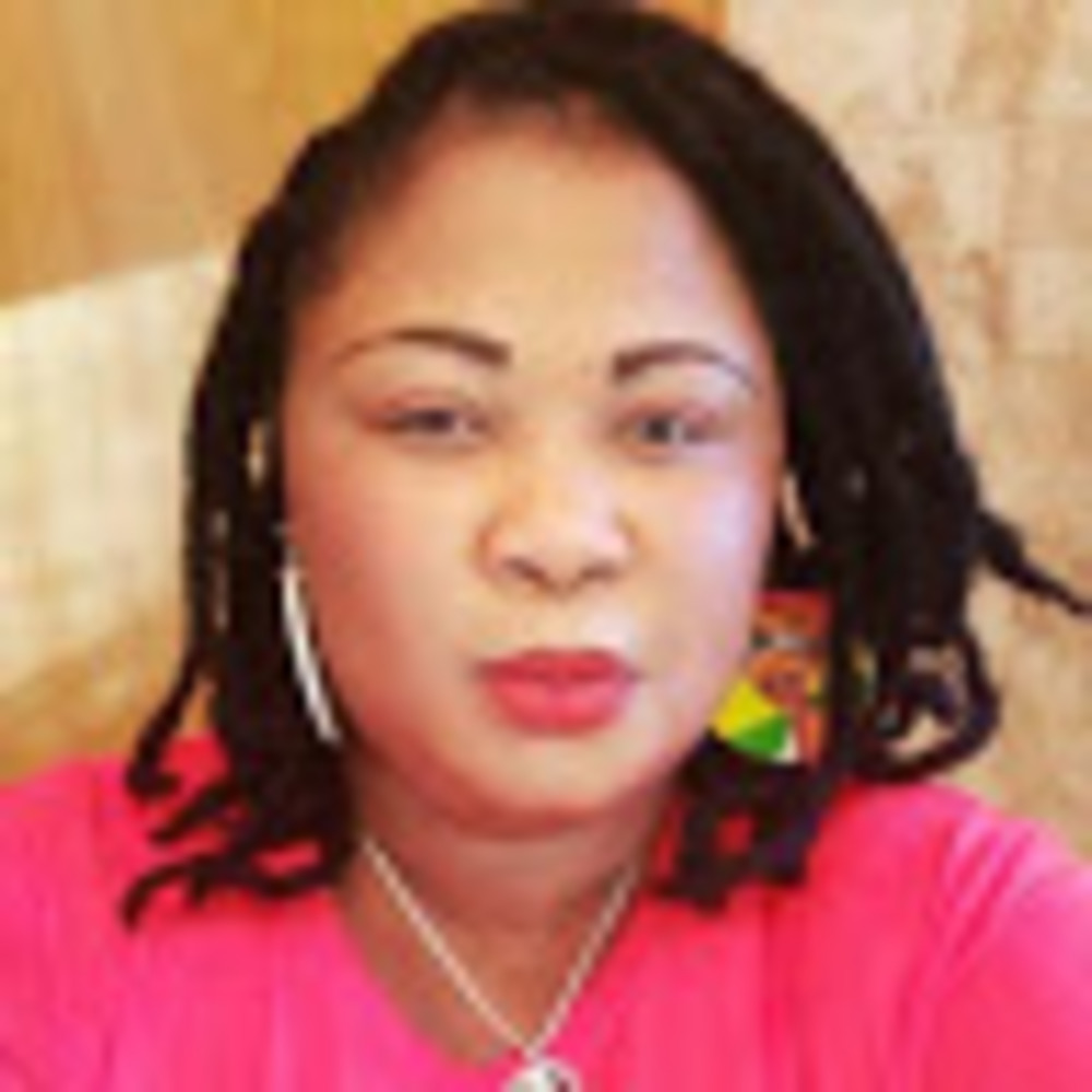 Meet your Posher, Jacqueline